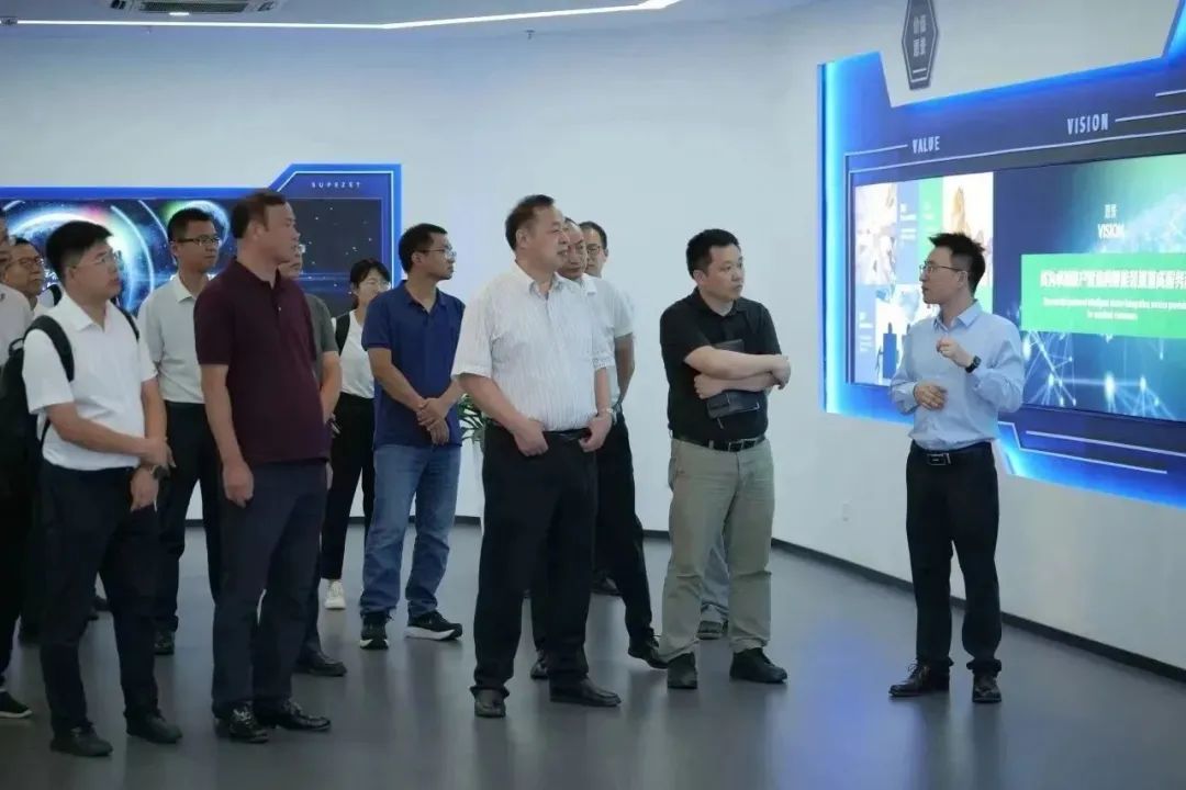 新能源 新动力 新未来|九游老哥J9俱乐部股份“动力与能源产业集群”圆桌座谈会顺利召开